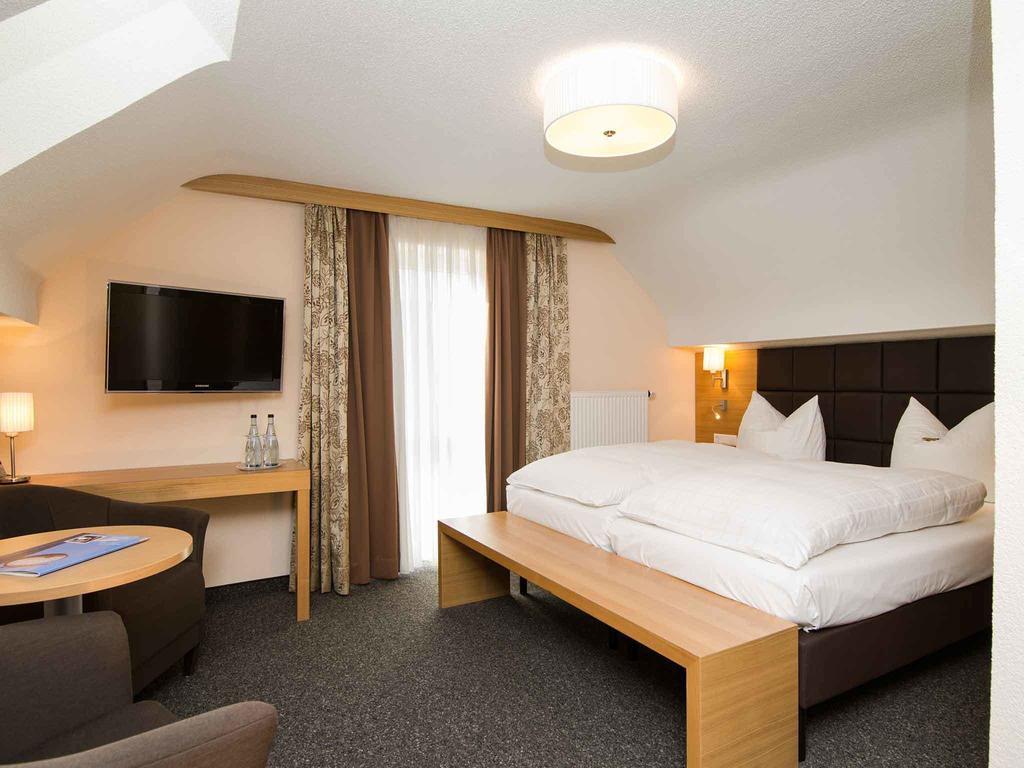 Hotel Neckartal Köngen Szoba fotó